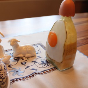 Mein selbstgemachte Eierlikör mit Vanille und Spiritus.Homemade egg liqueur Advoccat