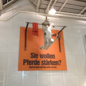 Werbung am Flughafen-München